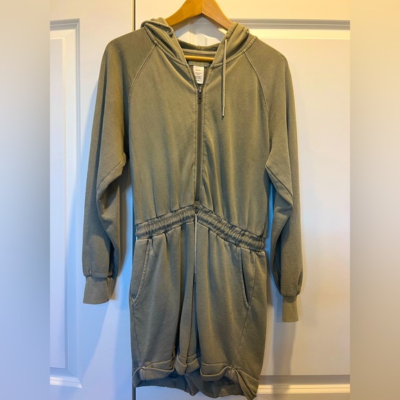 L*Space Long Sleeve Romper - Picture 4 of 7